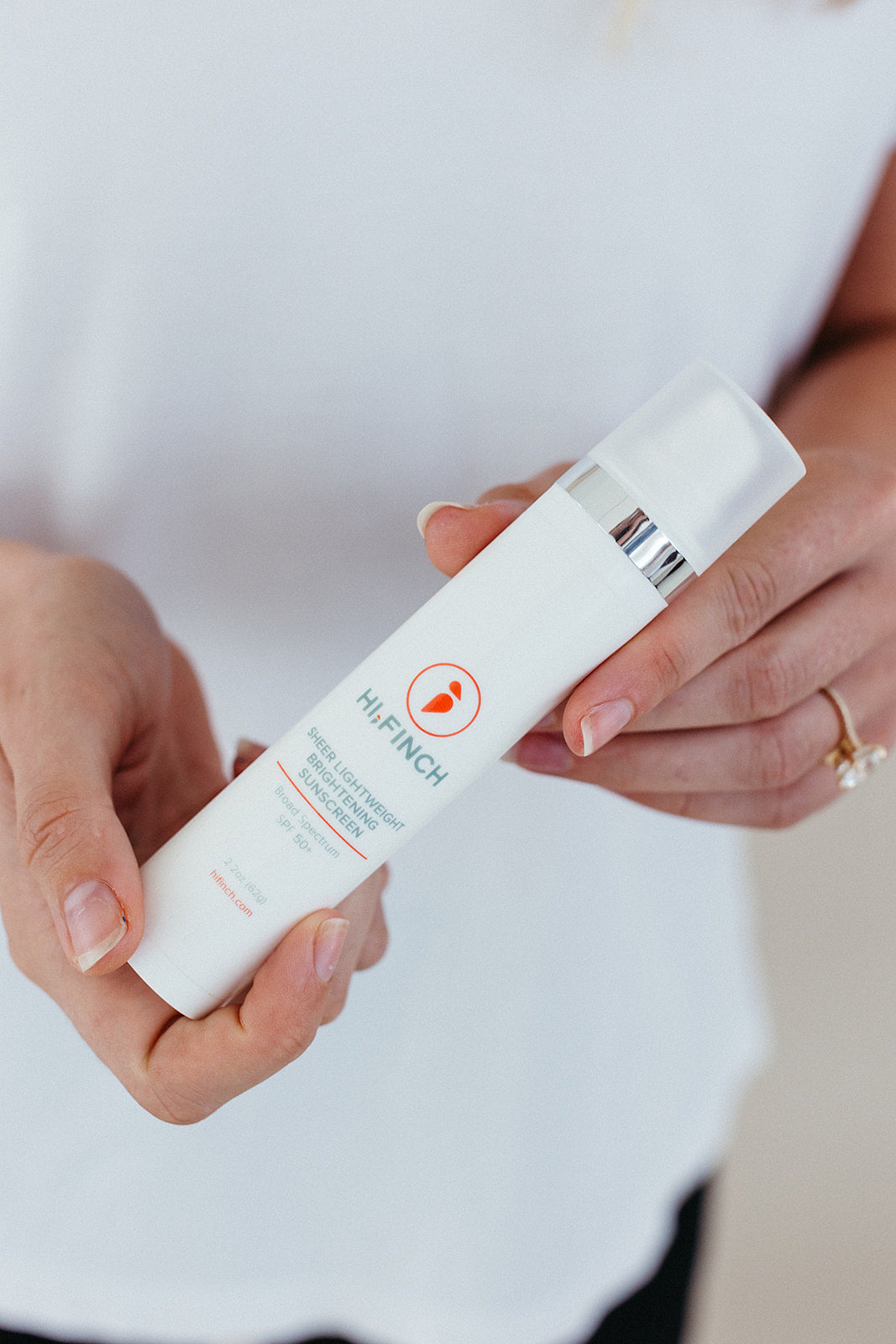 Sheer Lightweight Brightening Sunscreen