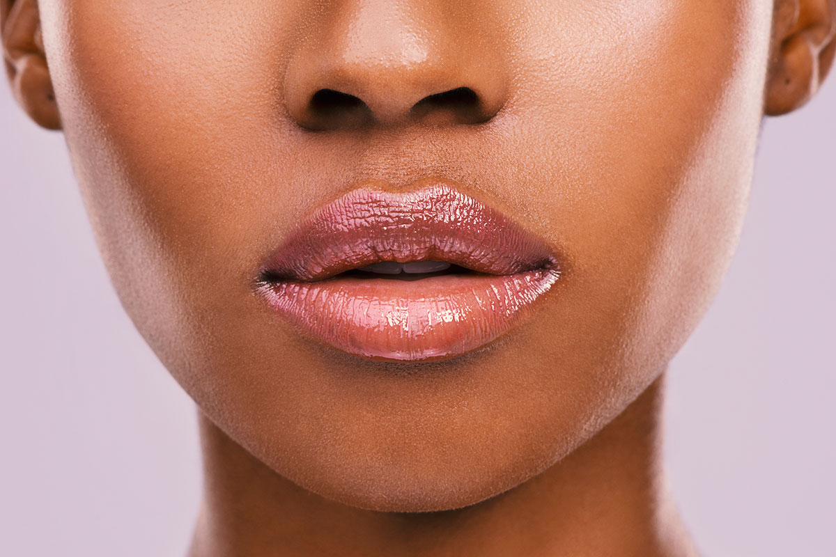 https://hifinch.com/wp-content/uploads/2021/08/lip-augmentation-1.jpg